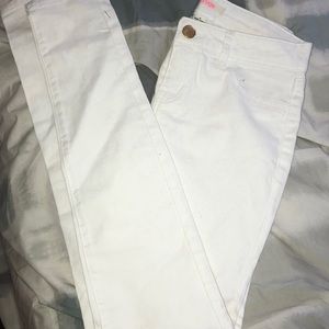 White Skinny Jeans!🍃